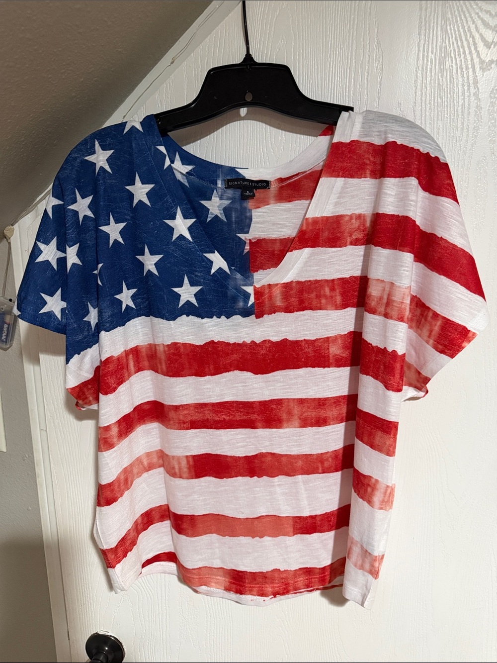 Signature Studio Red, White & Blue Star Stripe Tee